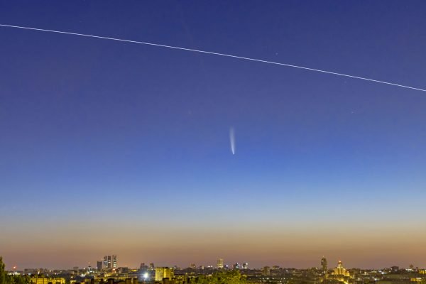  The Comet Neowise در 11 ژوئیه در مادرید مشاهده شد. "عنوان =" Comet Neowise بیش از 11 ژوئیه در مادرید مشاهده شد. "/>


 
<figcaption class=